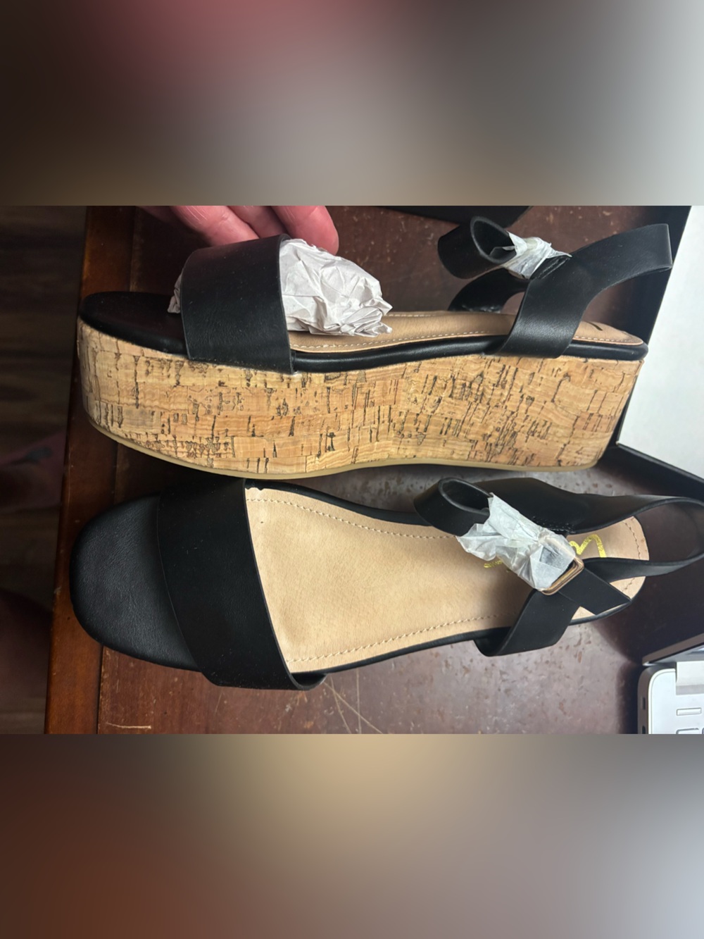Lulus grecia black 8.5 slip in straps platform flat beachy designer